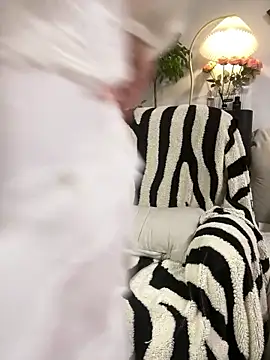 Annabody online show from 02.06.26