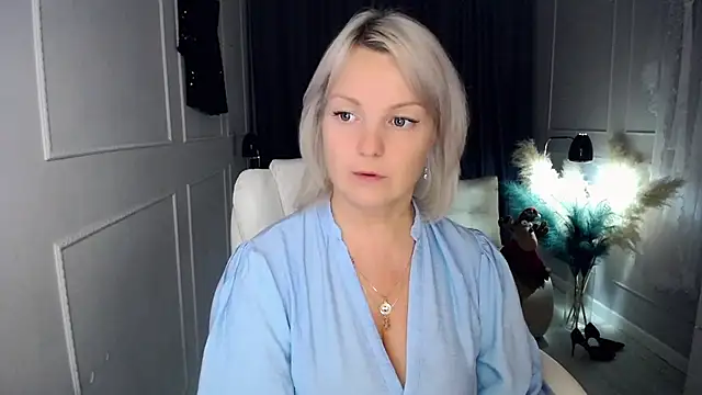 Juarnea online show from 12.04.25