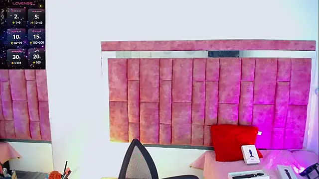 KayleighDreams  online show from 04.12.26