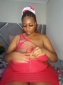 Snapshot of CocoBootyyy chatting on 03.06.25 CocoBootyyy online show from 03.06.25