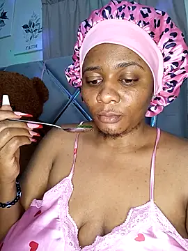 Snapshot of CocoBootyyy chatting on 11.13.25 CocoBootyyy online show from 11.13.25