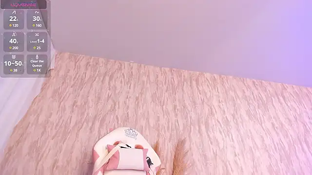 Snapshot of emily_parkerr chatting on 01.10.25 emily parkerr online show from 01.10.25