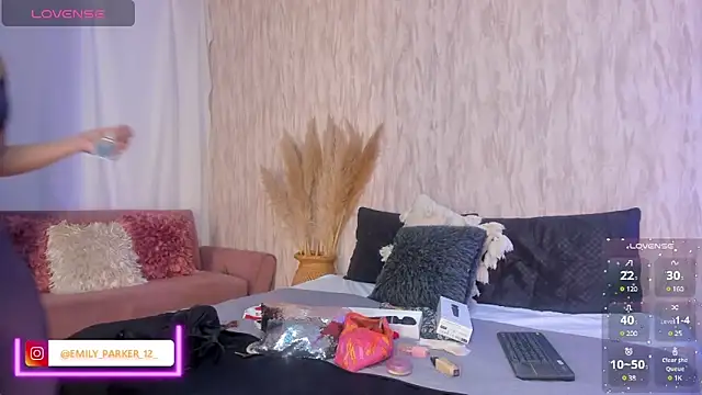 Snapshot of emily_parkerr chatting on 03.15.25 emily parkerr online show from 03.15.25