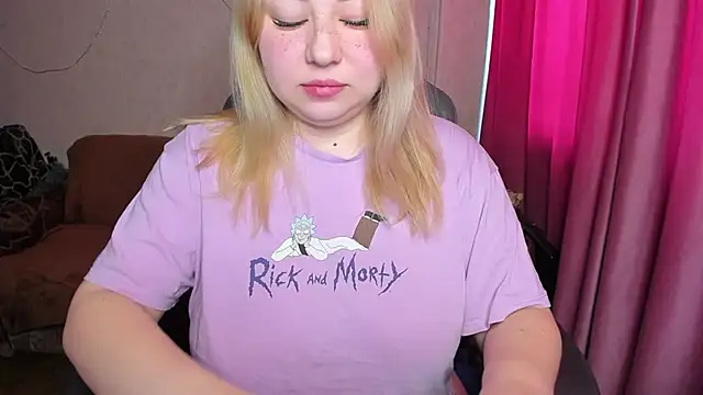 Milafoxxxy online show from 11.17.25