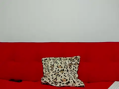 Snapshot of SamanthaBeke chatting on 04.22.26 SamanthaBeke online show from 04.22.26