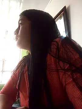 Snapshot of SamanthaBeke chatting on 04.29.26 SamanthaBeke online show from 04.29.26