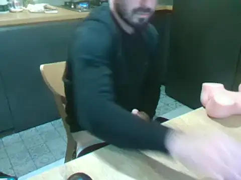 Snapshot of giorgakaci69 chatting on 12.19.24 giorgakaci69 online show from 12.19.24