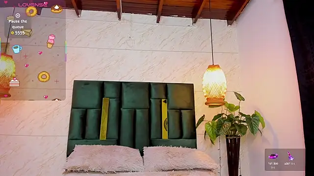 Taiissa  online show from 09.26.25