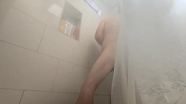 Snapshot of den-rock4u chatting on 09.23.25 den-rock4u online show from 09.23.25