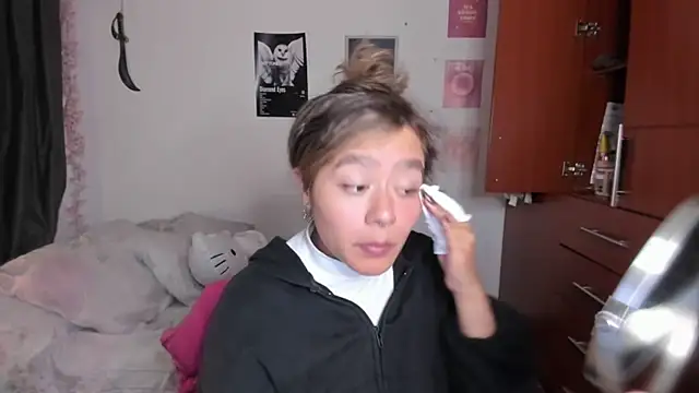 Snapshot of StephaniFox chatting on 02.17.26 StephaniFox online show from 02.17.26