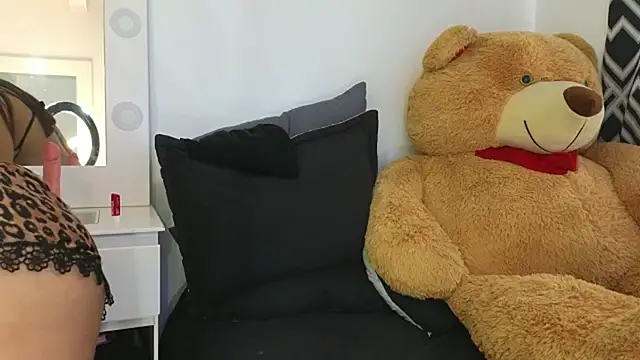 Dj scarlettmorreti online show from 02.13.25