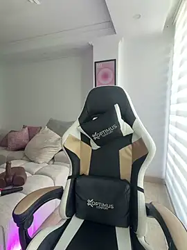 Dj scarlettmorreti online show from 04.21.26