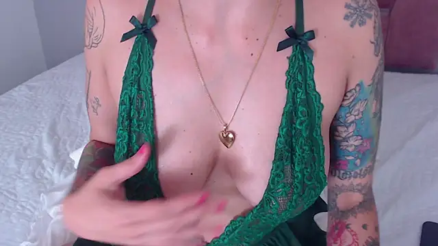 EmiliaKurt online show from 02.10.25