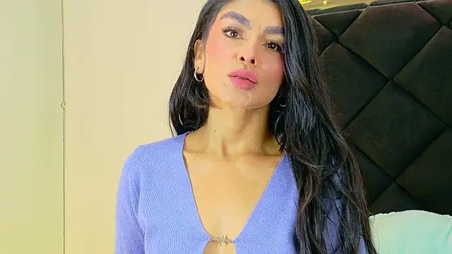 Holly Brensonexx  online show from 02.24.26