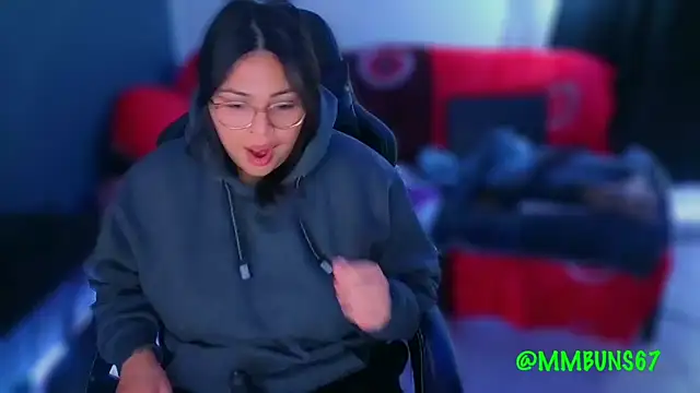 Snapshot of miacanela_xo chatting on 11.02.25 miacanela xo online show from 11.02.25