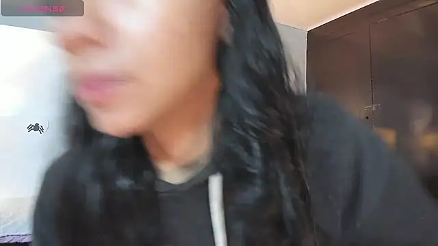 Tamaraakins online show from 10.27.25