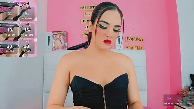 Snapshot of valentina_princess_ chatting on 06.30.26 valentina princess online show from 06.30.26