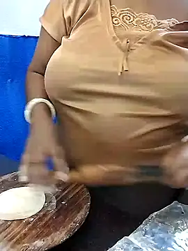 Snapshot of ANUBHABI chatting on 03.02.25 ANUBHABI online show from 03.02.25