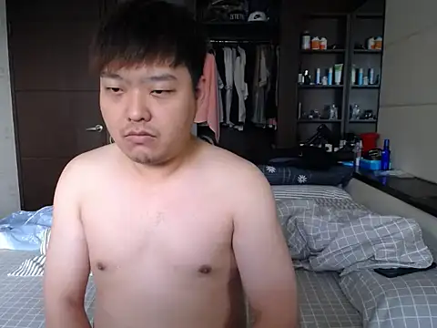 taiwansmalldickchubby online show from 03.10.26