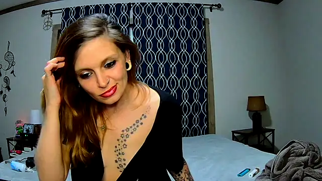 Snapshot of ZeelaXoXo chatting on 01.14.25 ZeelaXoXo online show from 01.14.25