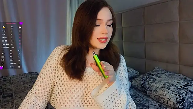 AsteriaHamel online show from 03.18.25