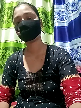 Snapshot of Aruyeshi- chatting on 02.01.25 Aruyeshi- online show from 02.01.25