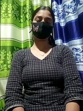 Snapshot of Aruyeshi- chatting on 02.15.25 Aruyeshi- online show from 02.15.25