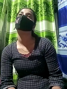 Snapshot of Aruyeshi- chatting on 02.15.25 Aruyeshi- online show from 02.15.25