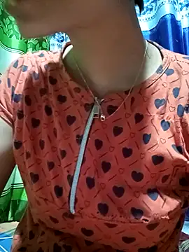 Snapshot of Aruyeshi- chatting on 03.05.25 Aruyeshi- online show from 03.05.25