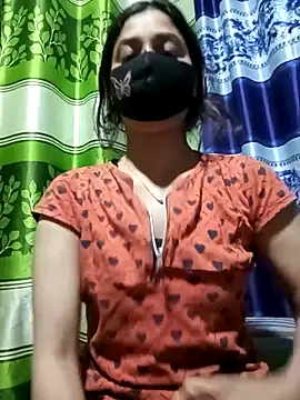 Snapshot of Aruyeshi- chatting on 03.07.25 Aruyeshi- online show from 03.07.25