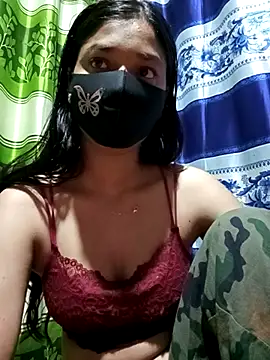 Snapshot of Aruyeshi- chatting on 03.12.25 Aruyeshi- online show from 03.12.25