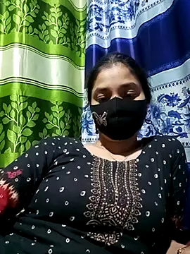 Snapshot of Aruyeshi- chatting on 03.18.25 Aruyeshi- online show from 03.18.25