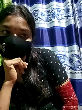 Snapshot of Aruyeshi- chatting on 03.18.25 Aruyeshi- online show from 03.18.25