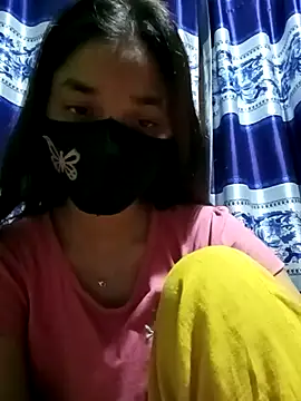 Snapshot of Aruyeshi- chatting on 03.21.25 Aruyeshi- online show from 03.21.25