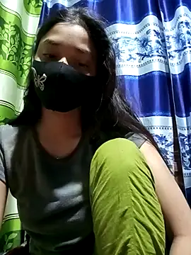 Snapshot of Aruyeshi- chatting on 03.22.25 Aruyeshi- online show from 03.22.25