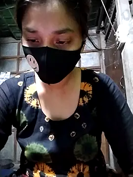 Snapshot of Aruyeshi- chatting on 09.13.25 Aruyeshi- online show from 09.13.25