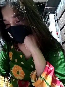 Snapshot of Aruyeshi- chatting on 09.15.25 Aruyeshi- online show from 09.15.25