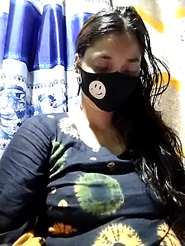 Snapshot of Aruyeshi- chatting on 09.26.25 Aruyeshi- online show from 09.26.25