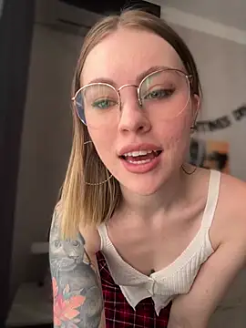 LoveGameSexx online show from 02.15.25