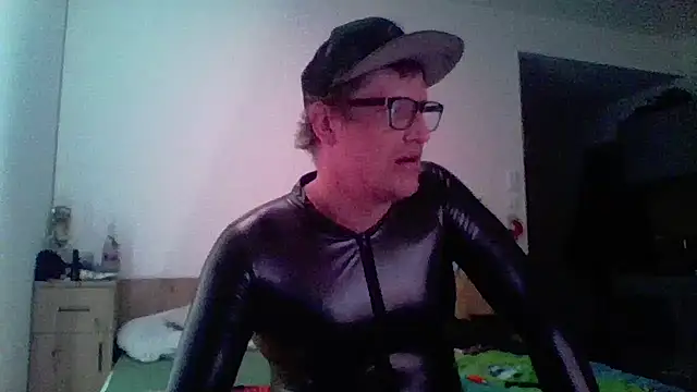 Bigthroaterboy online show from 04.06.26