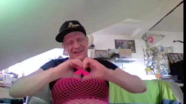 Bigthroaterboy online show from 06.13.26
