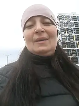 Snapshot of Women-pleasures chatting on 10.28.25 Women-pleasures online show from 10.28.25