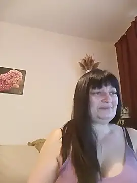 Snapshot of Women-pleasures chatting on 11.13.25 Women-pleasures online show from 11.13.25