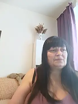 Snapshot of Women-pleasures chatting on 11.21.25 Women-pleasures online show from 11.21.25