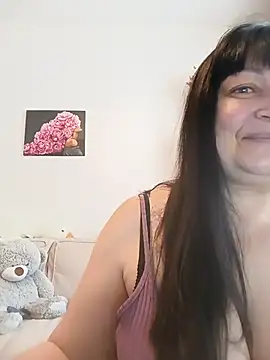 Snapshot of Women-pleasures chatting on 02.04.26 Women-pleasures online show from 02.04.26