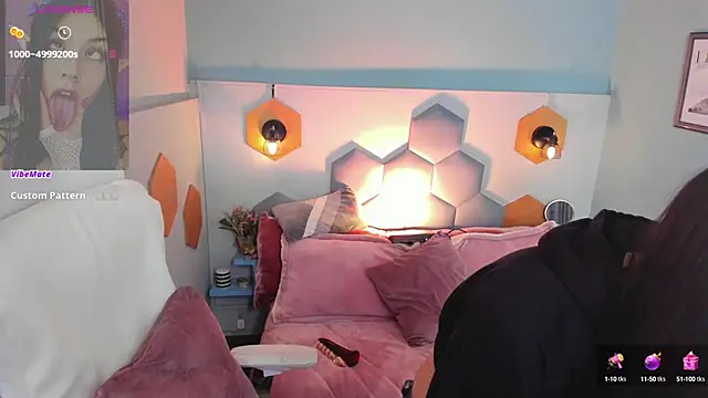 Melissa Koster online show from 01.04.25