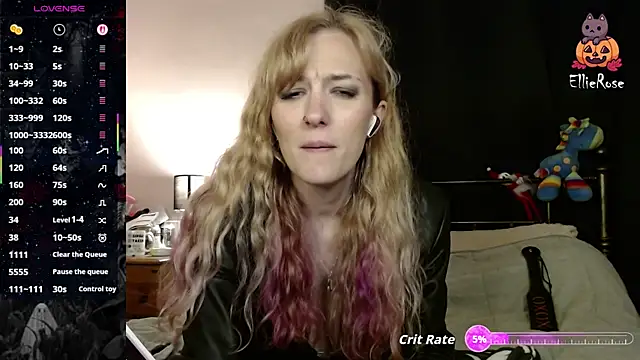 Snapshot of EllieeRose chatting on 05.10.26 EllieeRose online show from 05.10.26