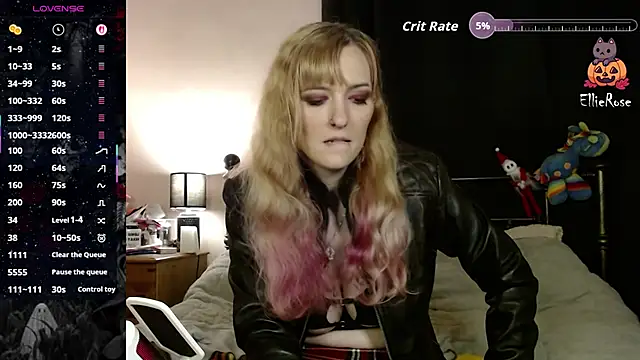Snapshot of EllieeRose chatting on 06.04.26 EllieeRose online show from 06.04.26