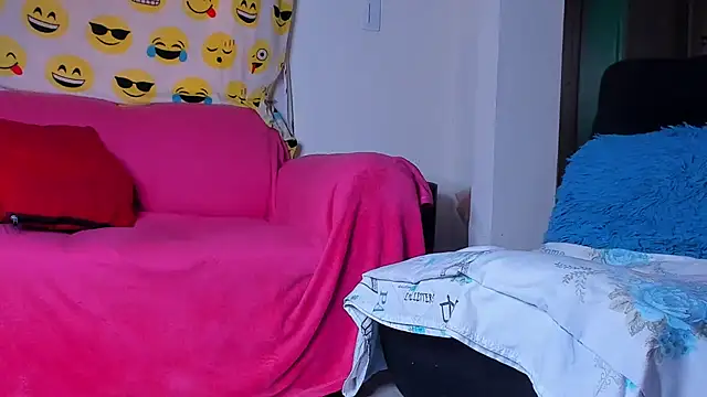 kerlysmith 24 online show from 10.08.25