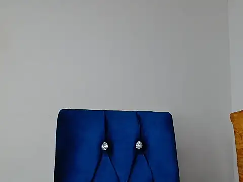 Miss hot candy online show from 12.14.25